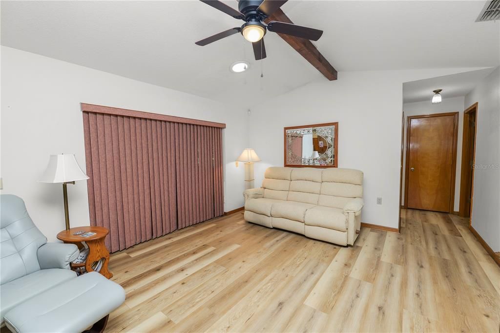 For Sale: $359,000 (3 beds, 2 baths, 2055 Square Feet)