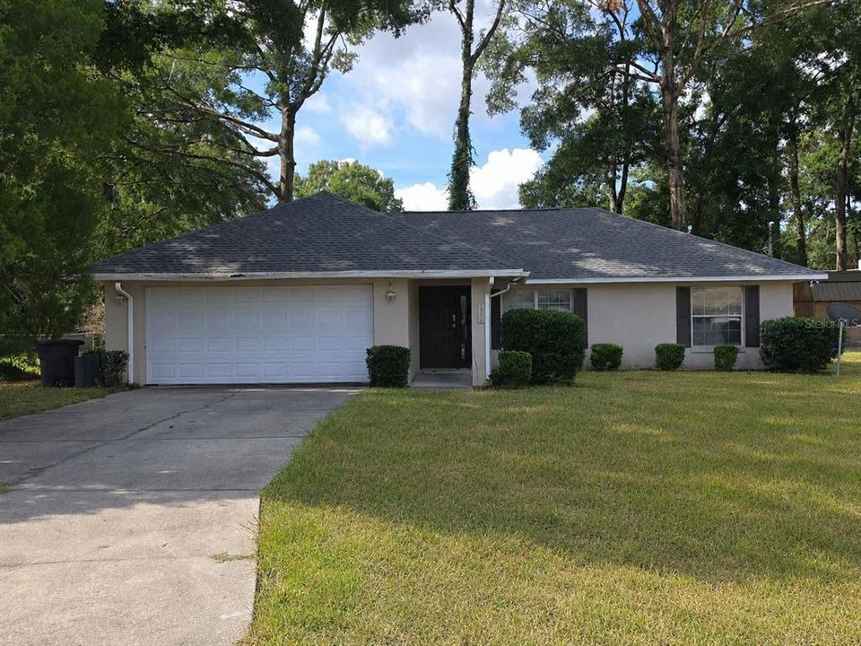 For Rent: $1,700 (3 beds, 2 baths, 1425 Square Feet)