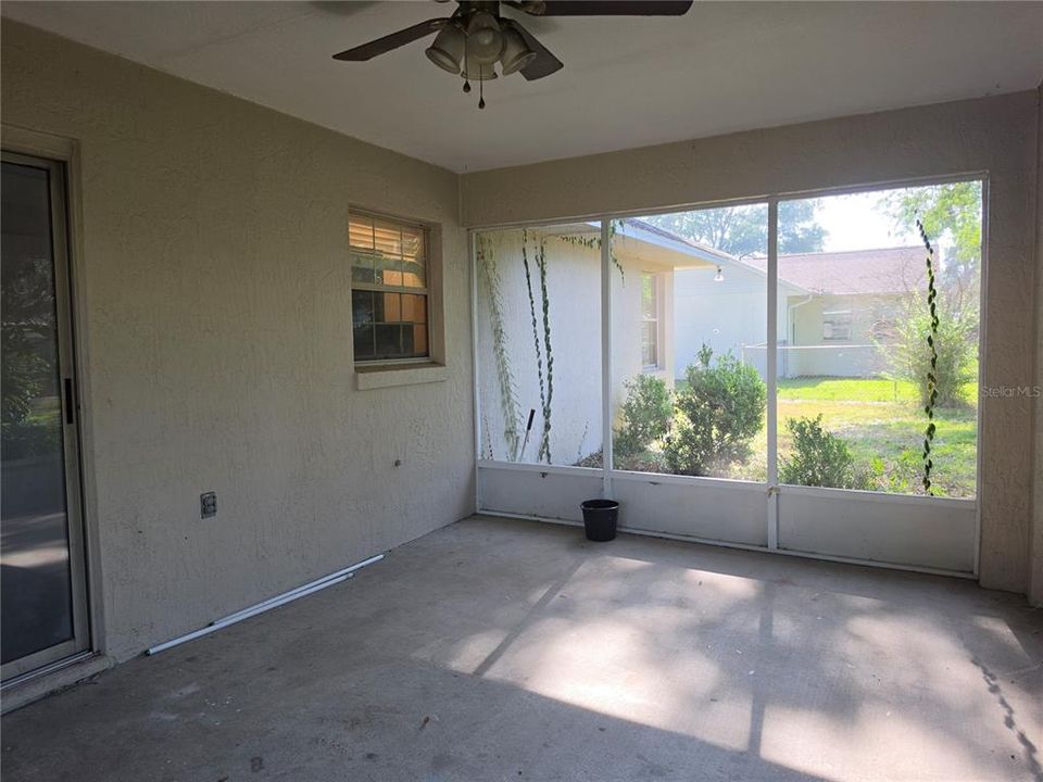 For Rent: $1,700 (3 beds, 2 baths, 1425 Square Feet)