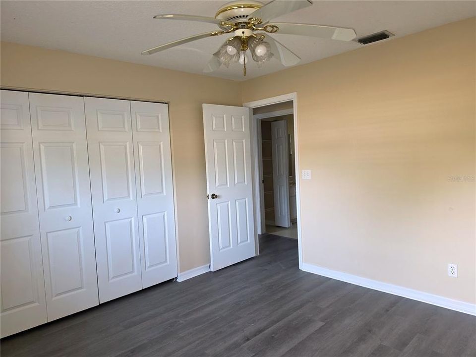 For Rent: $1,700 (3 beds, 2 baths, 1425 Square Feet)