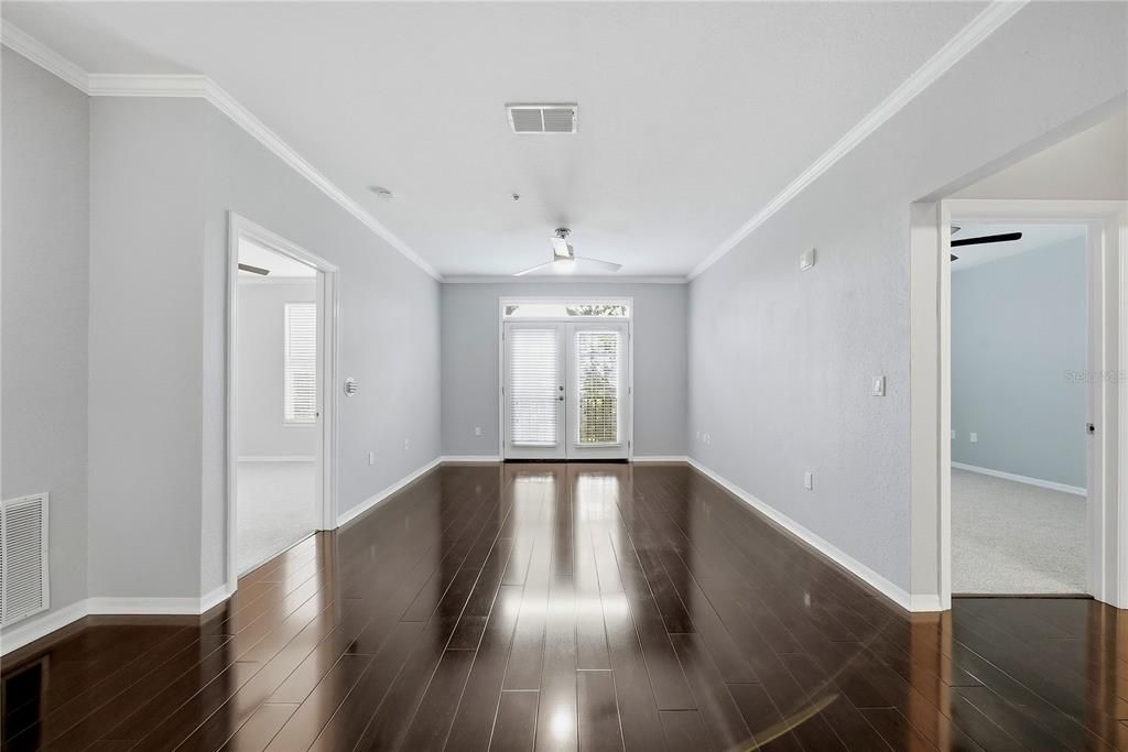 En Venta: $255,900 (2 camas, 2 baños, 1080 Pies cuadrados)