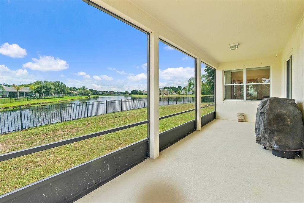 На продажу: $395,000 (3 спален, 2 ванн, 1984 Квадратных фут)
