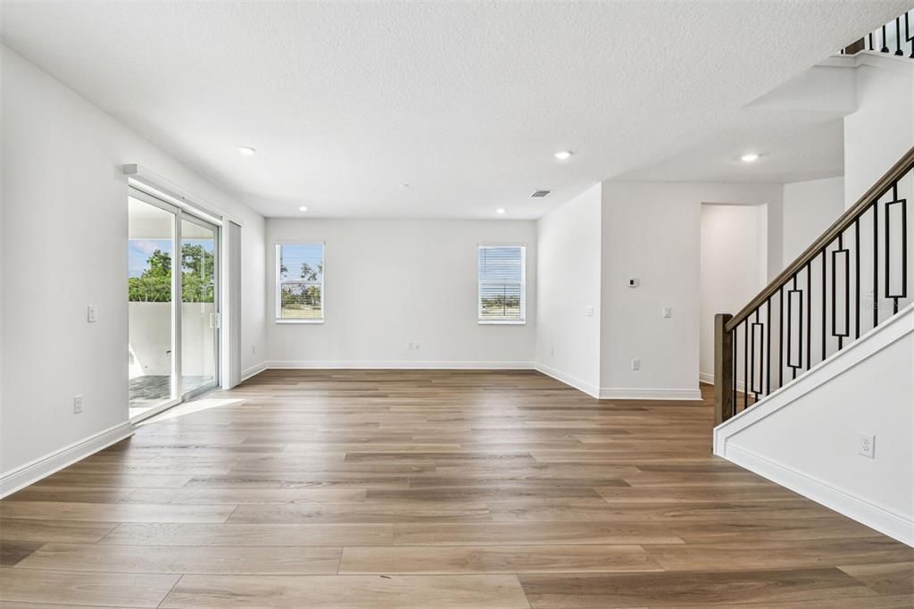 На продажу: $659,999 (3 спален, 2 ванн, 2809 Квадратных фут)