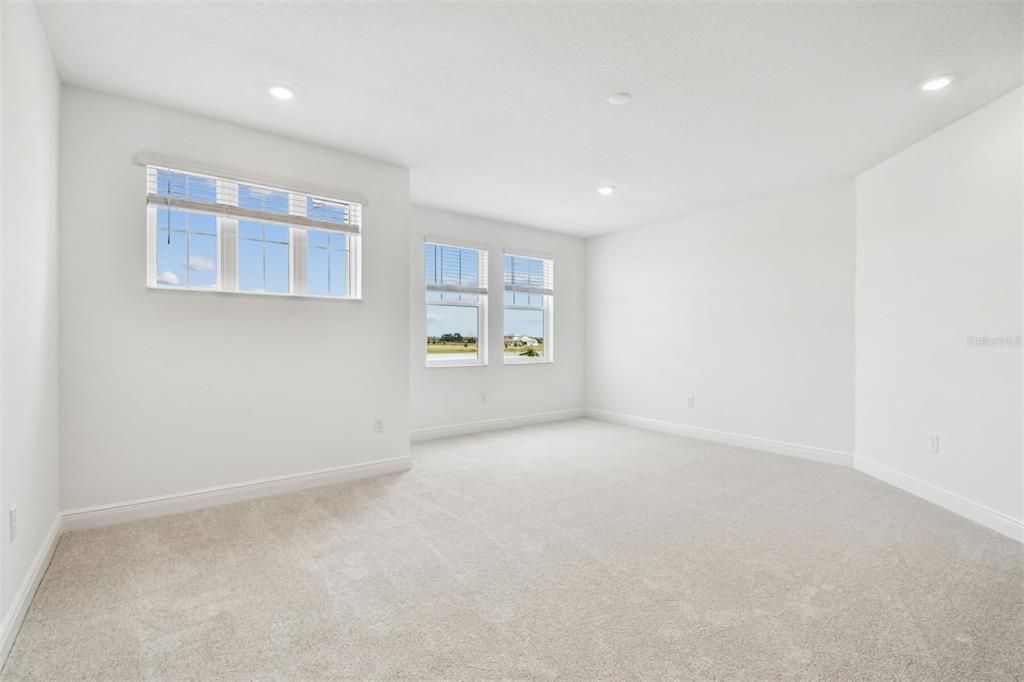 На продажу: $659,999 (3 спален, 2 ванн, 2809 Квадратных фут)