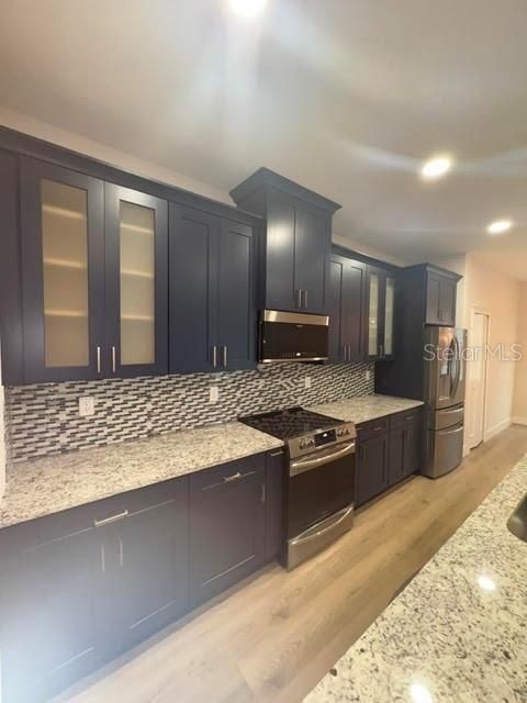 В аренду: $2,500 (4 спален, 3 ванн, 2051 Квадратных фут)