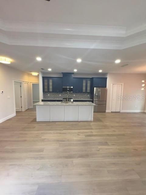 В аренду: $2,500 (4 спален, 3 ванн, 2051 Квадратных фут)