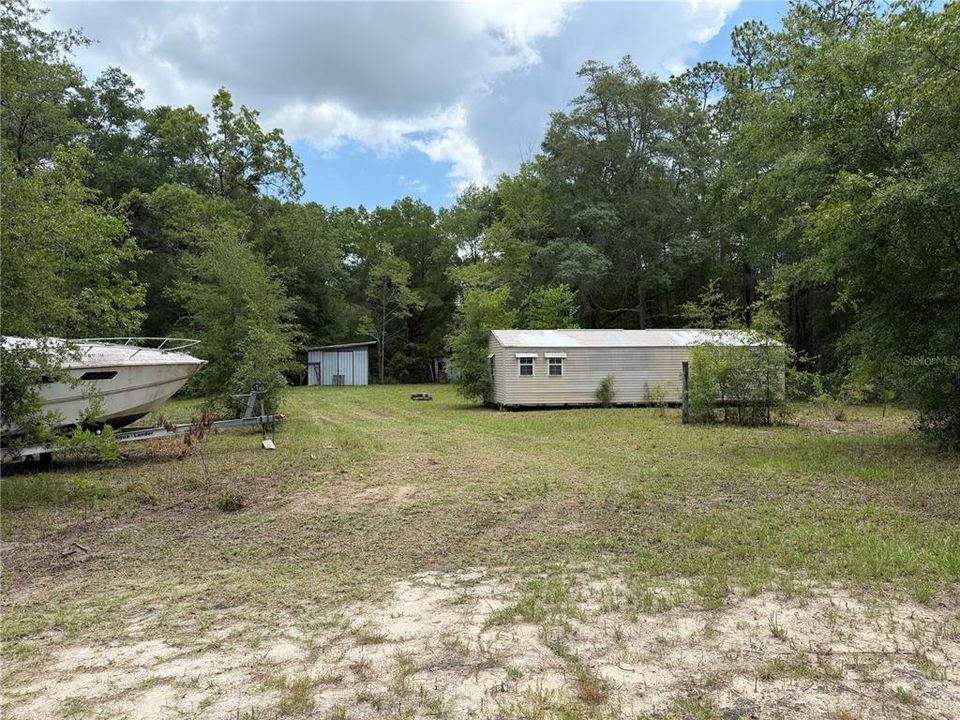 待售: $175,000 (5.07 acres)
