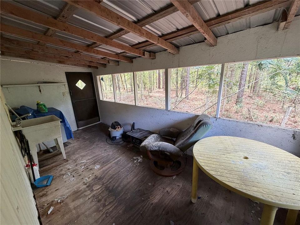 待售: $175,000 (5.07 acres)