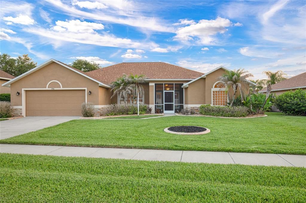 For Sale: $599,000 (4 beds, 2 baths, 2441 Square Feet)
