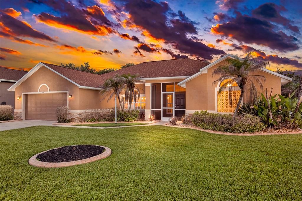 For Sale: $599,000 (4 beds, 2 baths, 2441 Square Feet)
