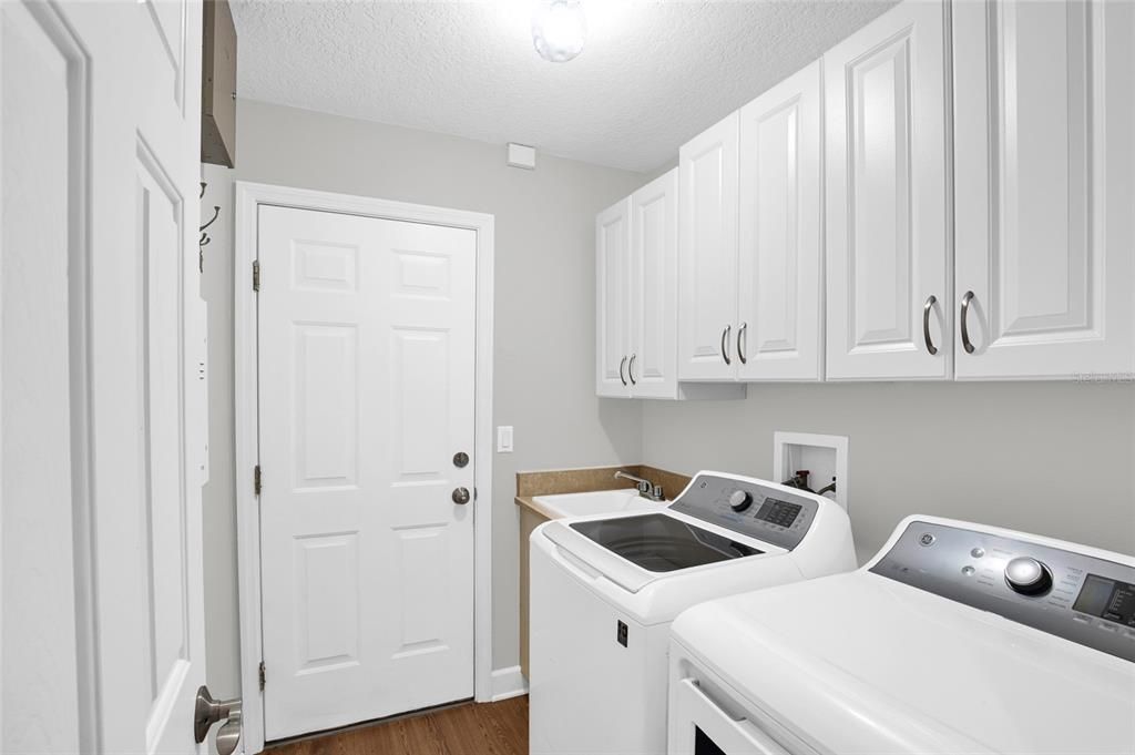 For Sale: $599,000 (4 beds, 2 baths, 2441 Square Feet)