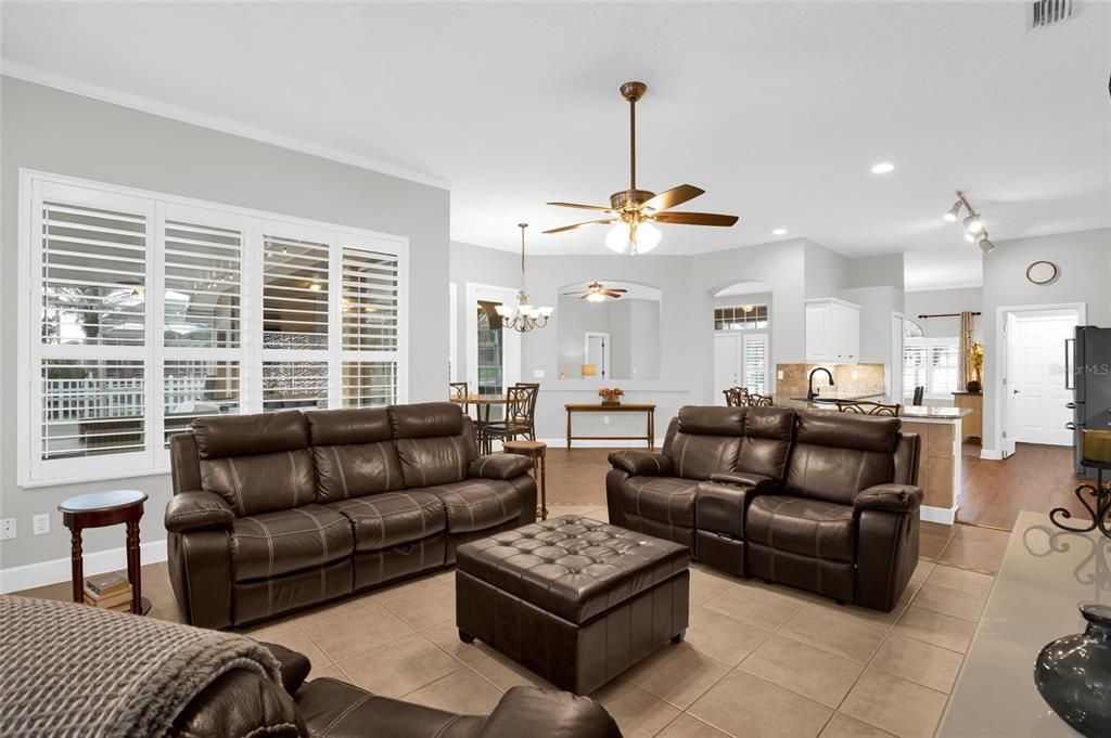 For Sale: $599,000 (4 beds, 2 baths, 2441 Square Feet)