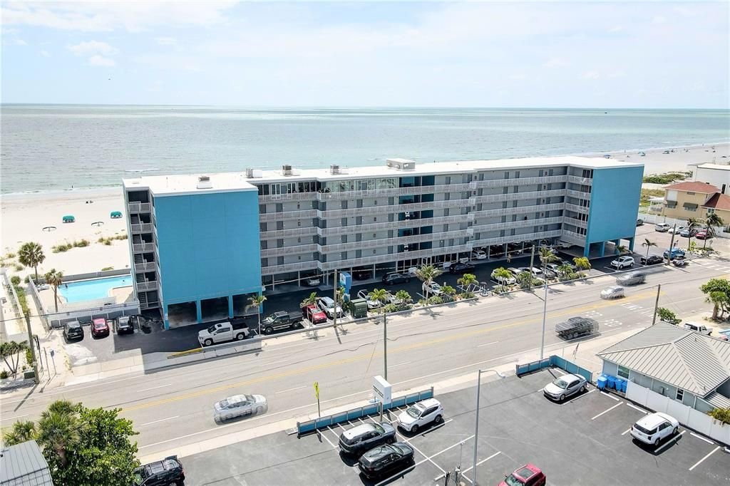 En Venta: $333,000 (0 camas, 1 baños, 266 Pies cuadrados)