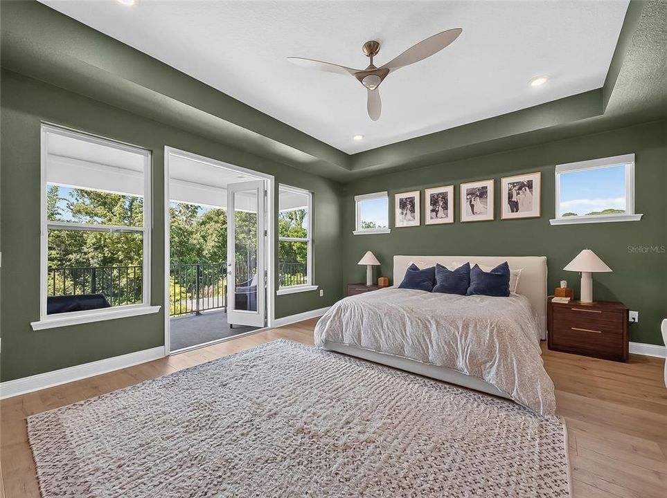 For Sale: $874,900 (5 beds, 4 baths, 3525 Square Feet)