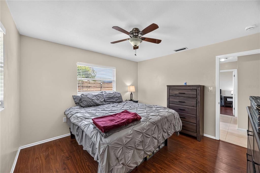 For Sale: $379,900 (3 beds, 2 baths, 1254 Square Feet)