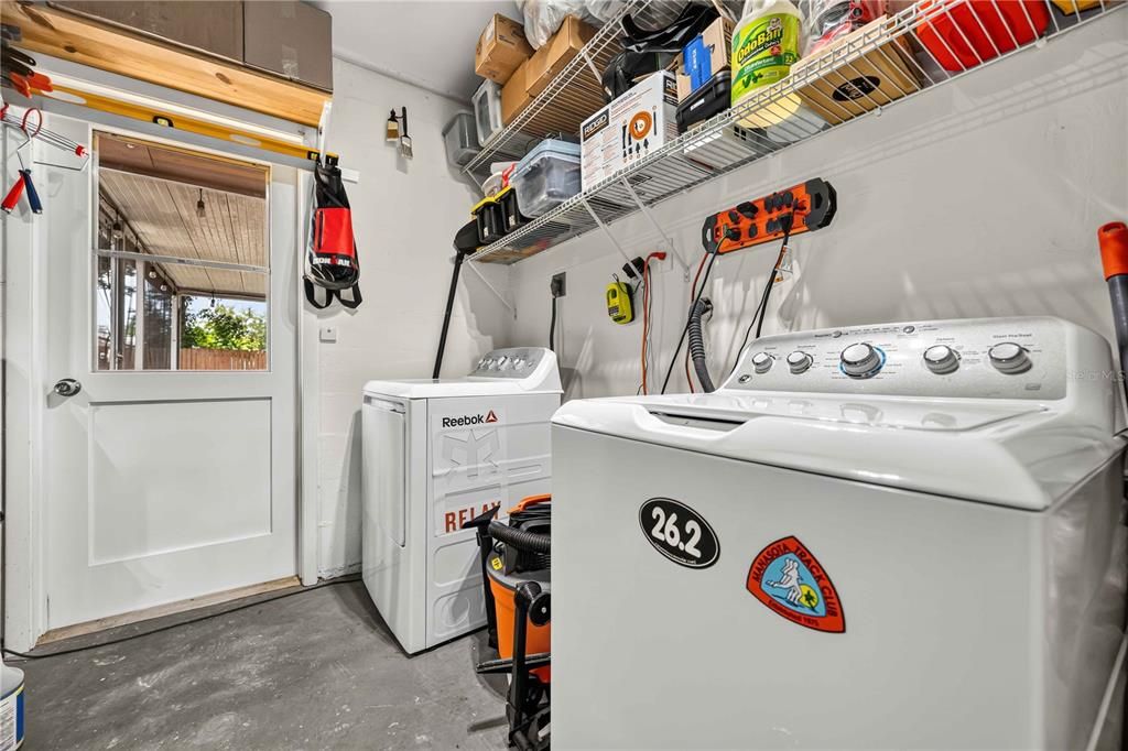 For Sale: $379,900 (3 beds, 2 baths, 1254 Square Feet)