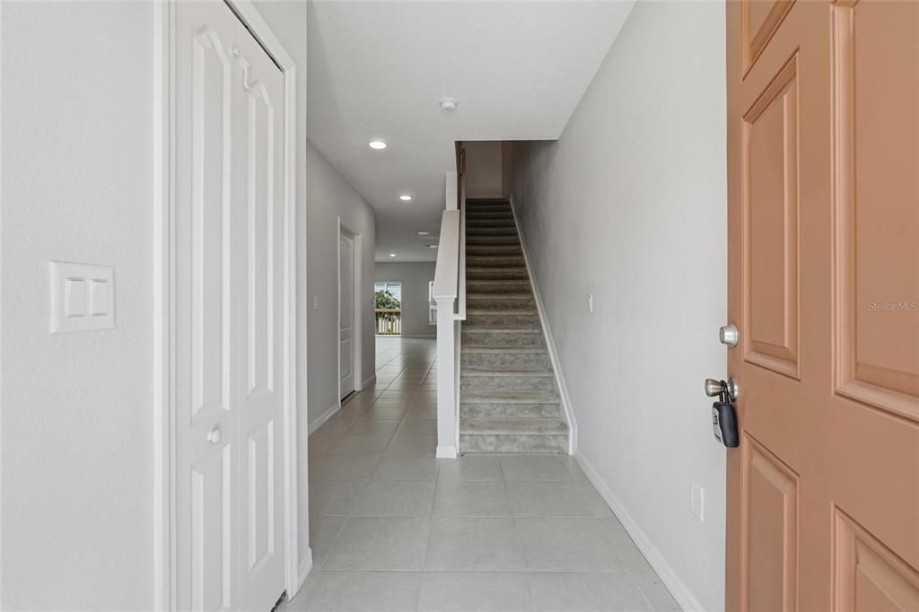 For Sale: $265,000 (3 beds, 2 baths, 1633 Square Feet)