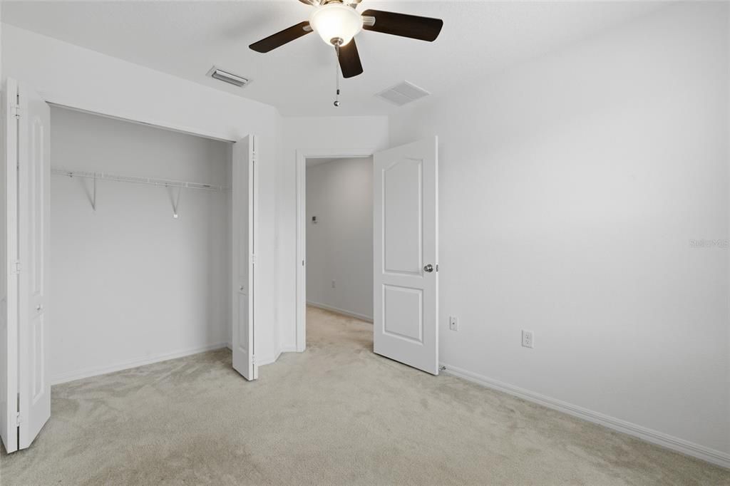 For Sale: $265,000 (3 beds, 2 baths, 1633 Square Feet)