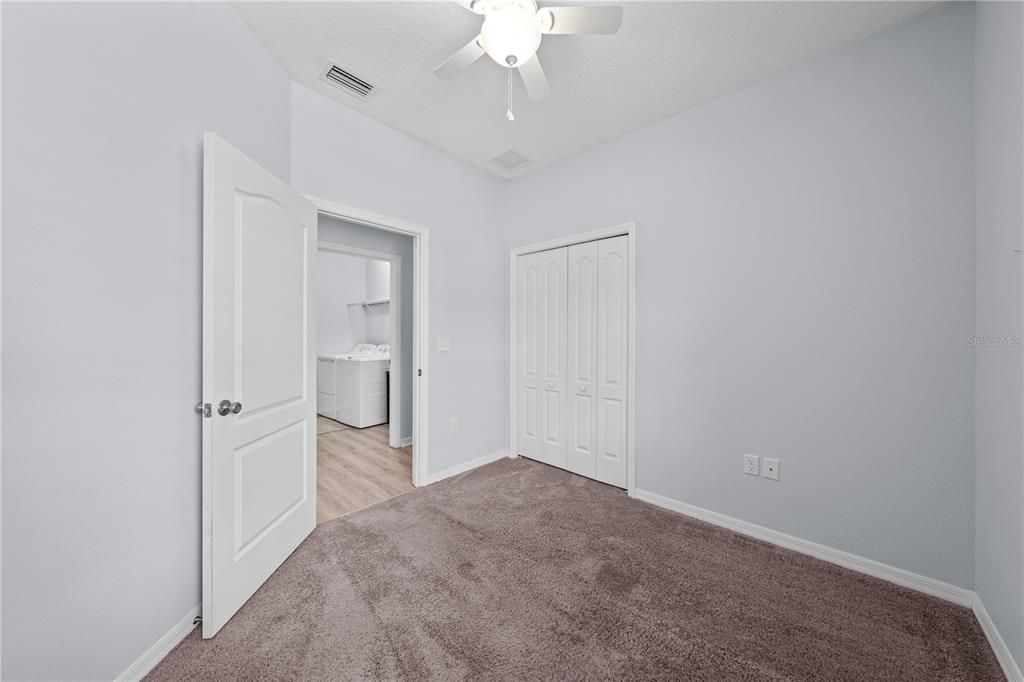 For Sale: $275,000 (3 beds, 2 baths, 1198 Square Feet)