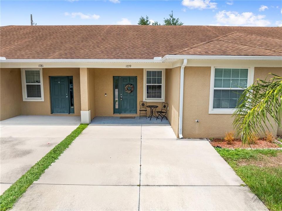 For Sale: $275,000 (3 beds, 2 baths, 1198 Square Feet)