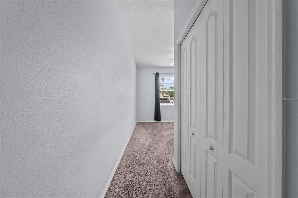 For Sale: $275,000 (3 beds, 2 baths, 1198 Square Feet)