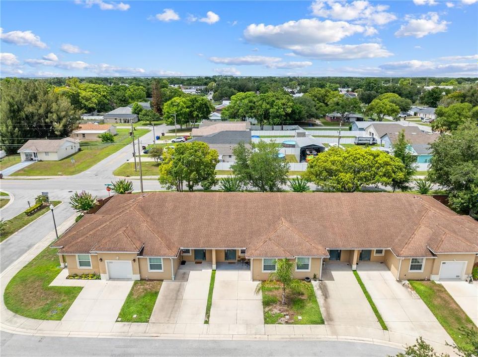For Sale: $275,000 (3 beds, 2 baths, 1198 Square Feet)