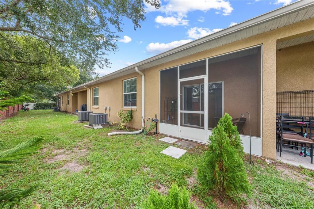 For Sale: $275,000 (3 beds, 2 baths, 1198 Square Feet)