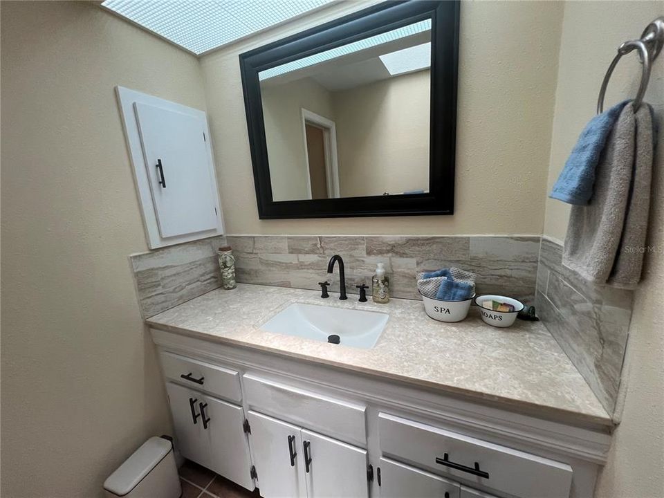 В аренду: $3,500 (3 спален, 2 ванн, 1700 Квадратных фут)