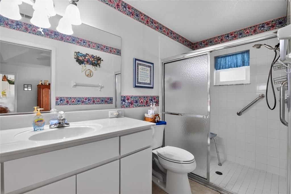 For Sale: $184,999 (3 beds, 2 baths, 1498 Square Feet)
