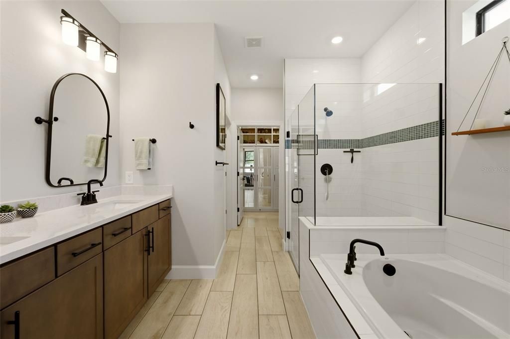 For Sale: $599,000 (3 beds, 2 baths, 1908 Square Feet)
