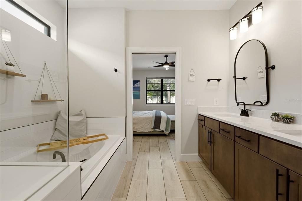 For Sale: $599,000 (3 beds, 2 baths, 1908 Square Feet)
