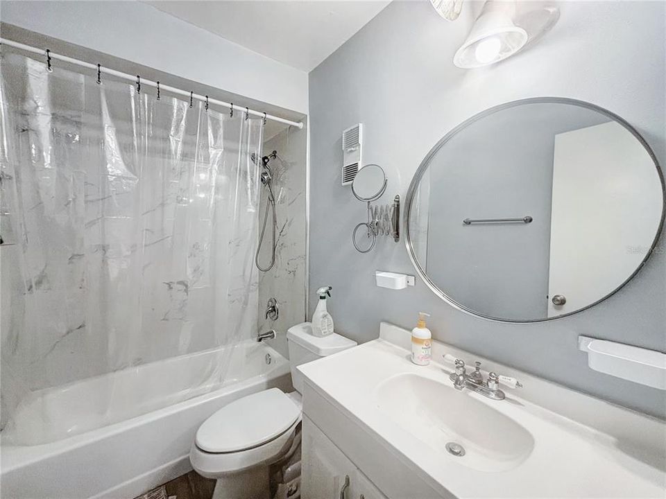 В аренду: $1,600 (2 спален, 2 ванн, 1048 Квадратных фут)