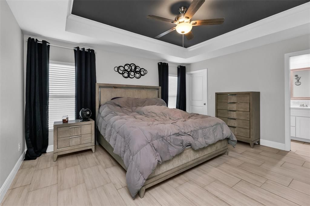 Activo con contrato: $309,900 (3 camas, 2 baños, 1417 Pies cuadrados)