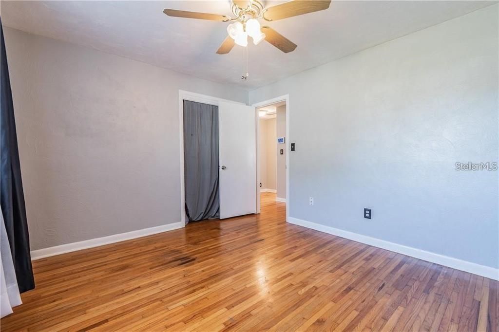 For Sale: $424,900 (3 beds, 2 baths, 1902 Square Feet)
