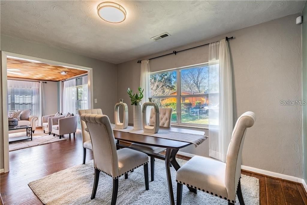 For Sale: $424,900 (3 beds, 2 baths, 1902 Square Feet)
