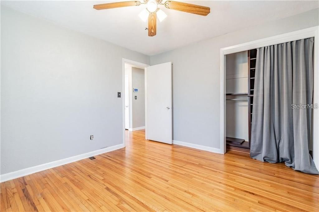 For Sale: $424,900 (3 beds, 2 baths, 1902 Square Feet)