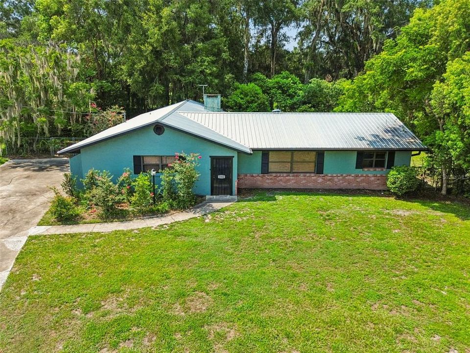 En Venta: $410,000 (3 camas, 2 baños, 2288 Pies cuadrados)