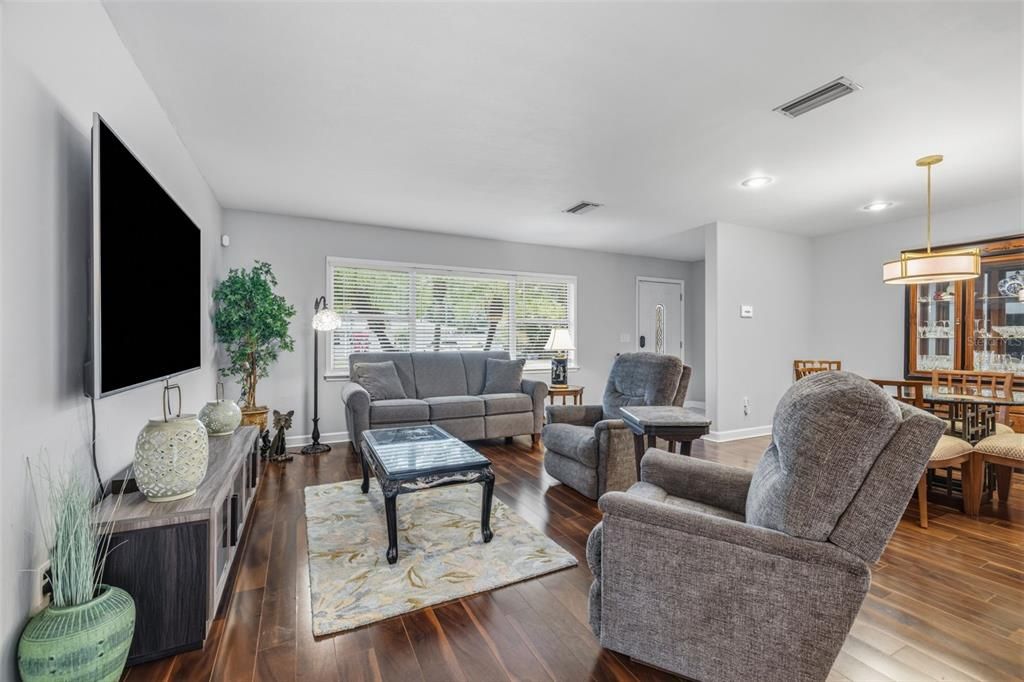 En Venta: $625,000 (3 camas, 1 baños, 1458 Pies cuadrados)