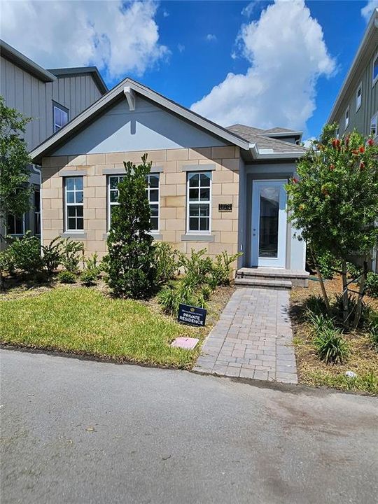 For Rent: $4,500 (4 beds, 3 baths, 1900 Square Feet)