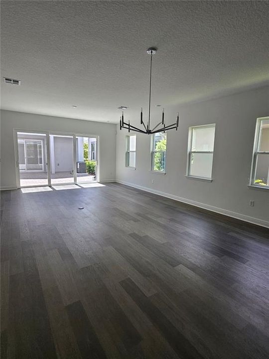 For Rent: $4,500 (4 beds, 3 baths, 1900 Square Feet)