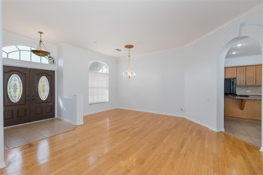 En Venta: $725,000 (4 camas, 4 baños, 3549 Pies cuadrados)