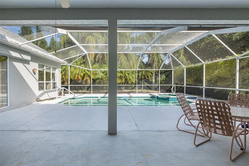 En Venta: $725,000 (4 camas, 4 baños, 3549 Pies cuadrados)