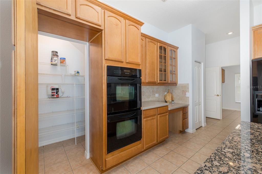 En Venta: $725,000 (4 camas, 4 baños, 3549 Pies cuadrados)