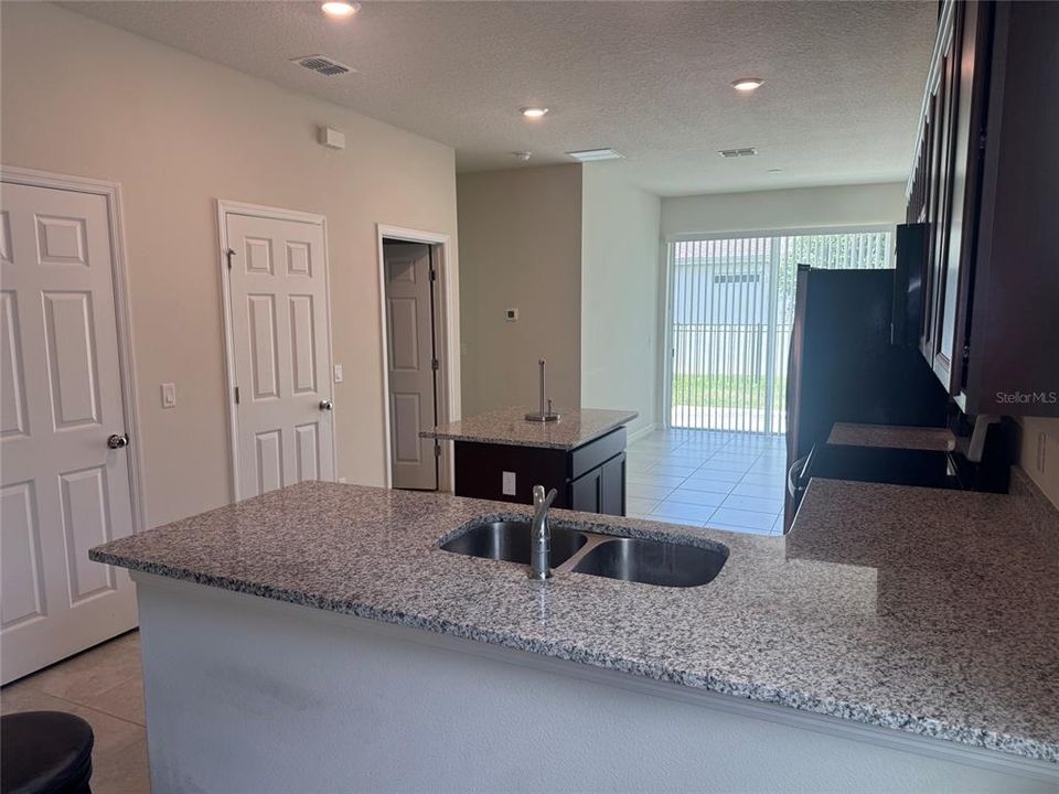 For Sale: $390,000 (3 beds, 2 baths, 1560 Square Feet)