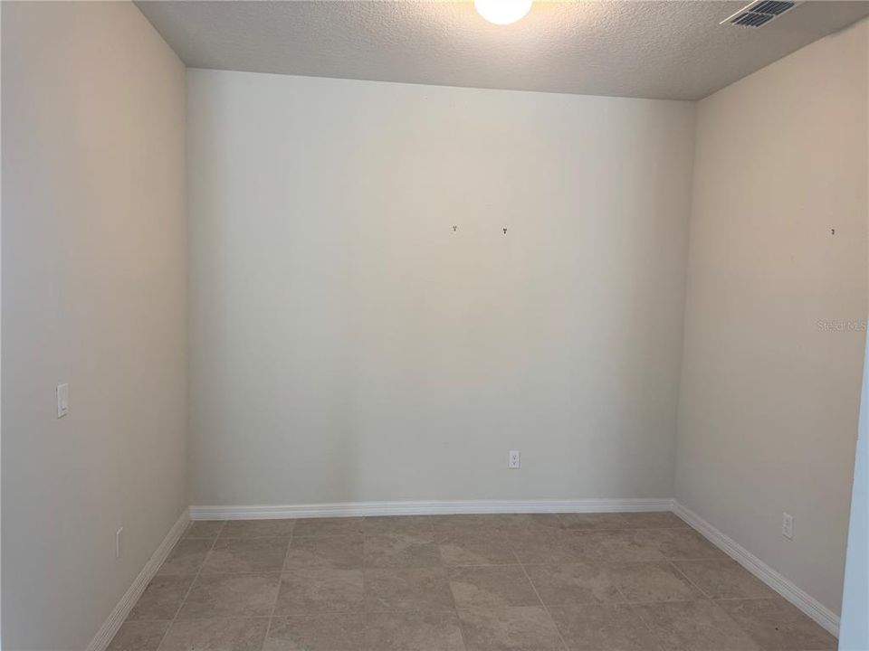 For Sale: $390,000 (3 beds, 2 baths, 1560 Square Feet)