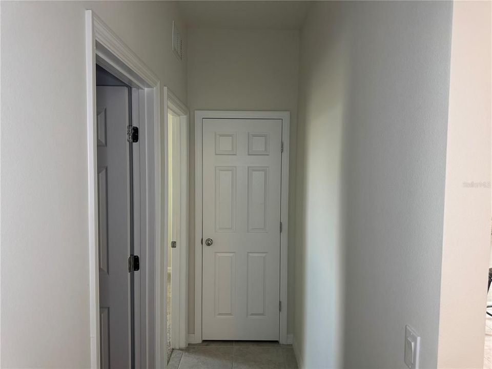 For Sale: $390,000 (3 beds, 2 baths, 1560 Square Feet)