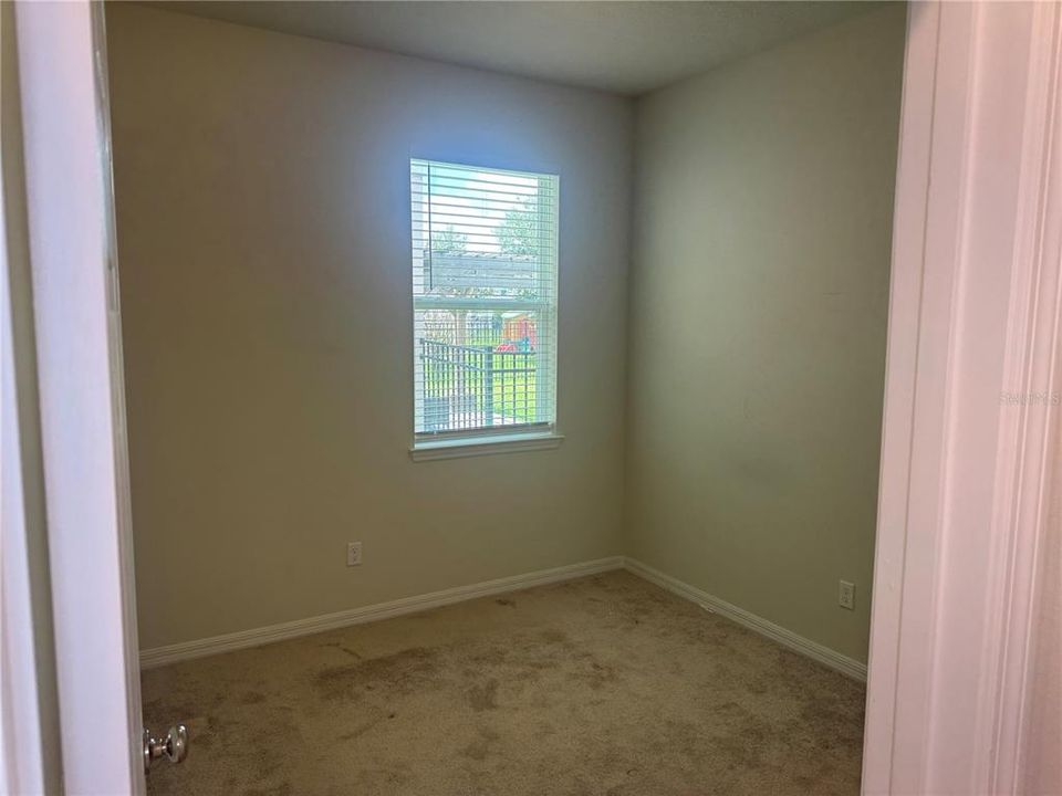 For Sale: $390,000 (3 beds, 2 baths, 1560 Square Feet)