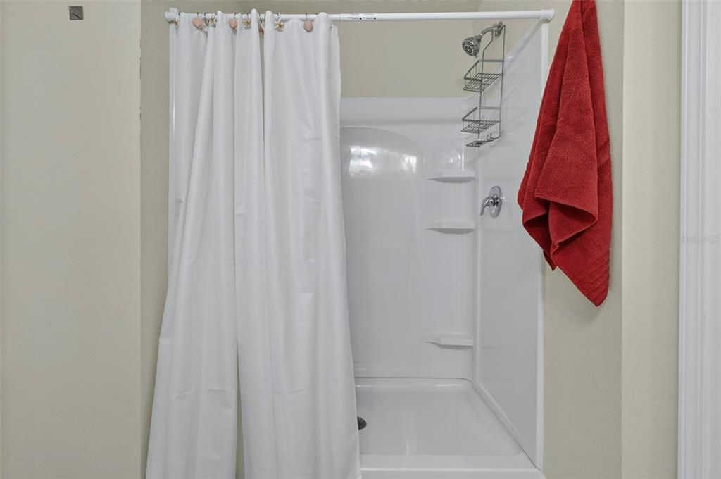 En Venta: $300,000 (3 camas, 2 baños, 1795 Pies cuadrados)