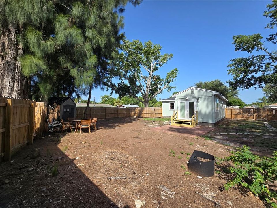 В аренду: $2,500 (2 спален, 1 ванн, 920 Квадратных фут)