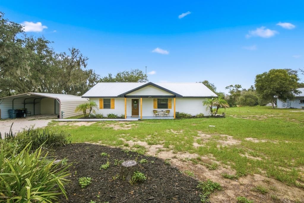 For Sale: $400,000 (3 beds, 2 baths, 1440 Square Feet)